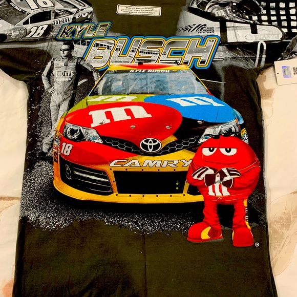 **SOLD**Kyle busch M&M nascar - Picture 6 of 8